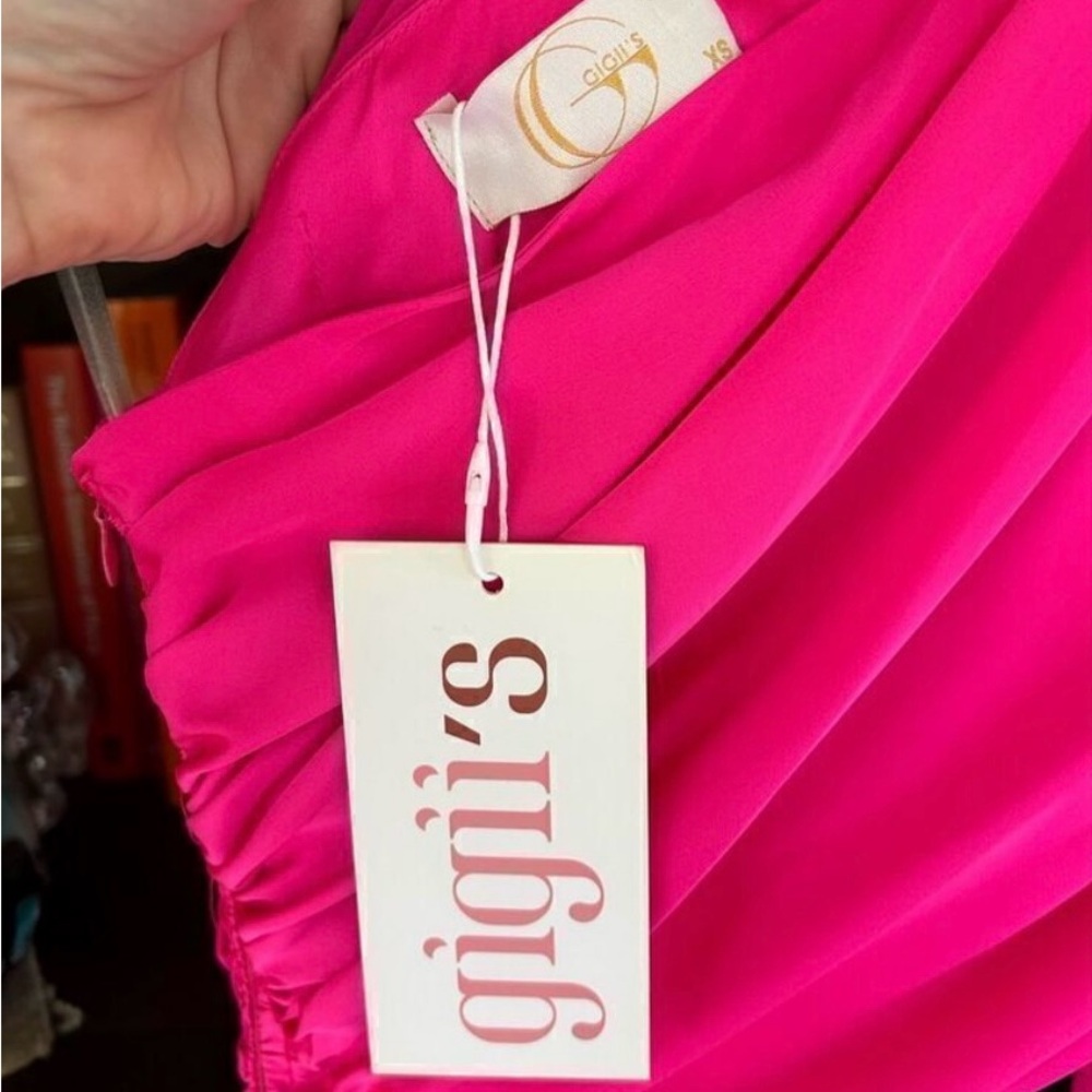 NWT GiGi’s Elegant Hot Pink One-Shoulder Dress XS - Picture 7 of 10
